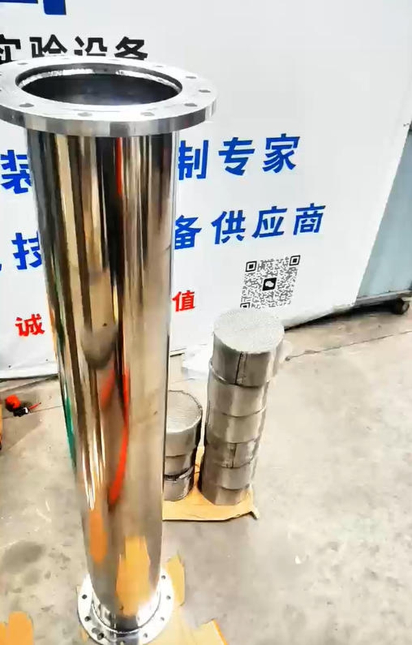 精馏塔塔节的填料安装